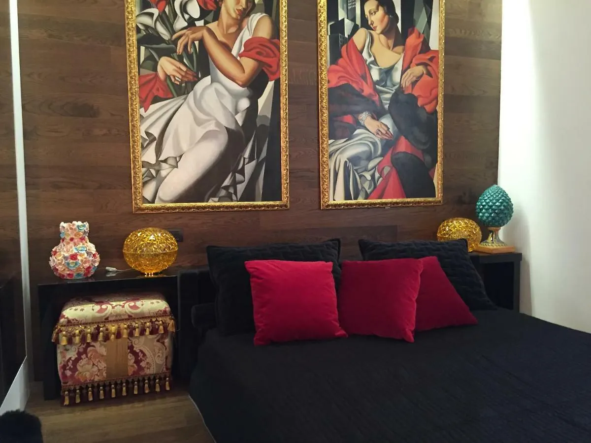Apartment Suite Fara Milan Italy